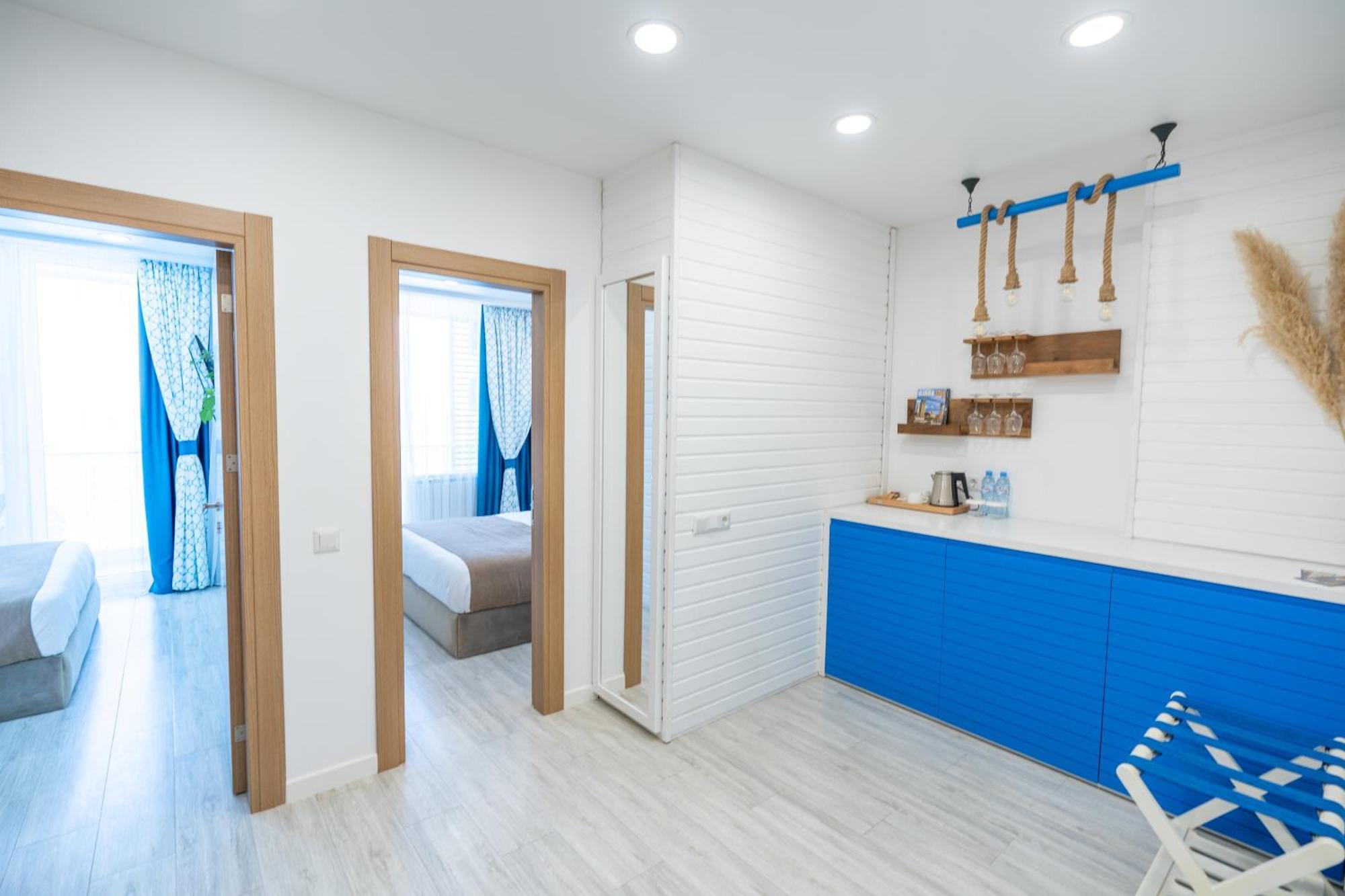 Seagull Beachfront Boutique Hotel バトゥーミ 部屋 写真