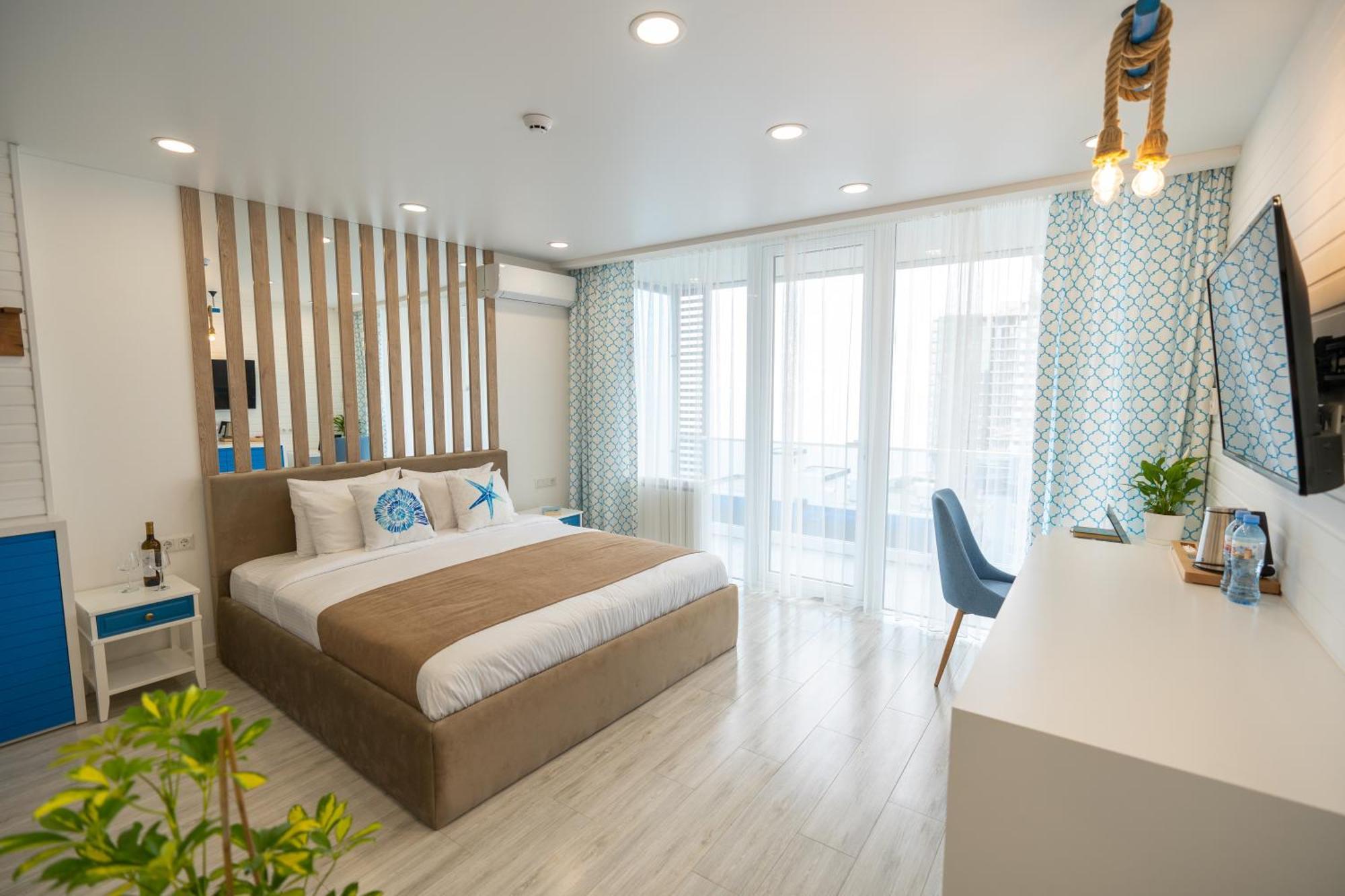 Seagull Beachfront Boutique Hotel バトゥーミ 部屋 写真