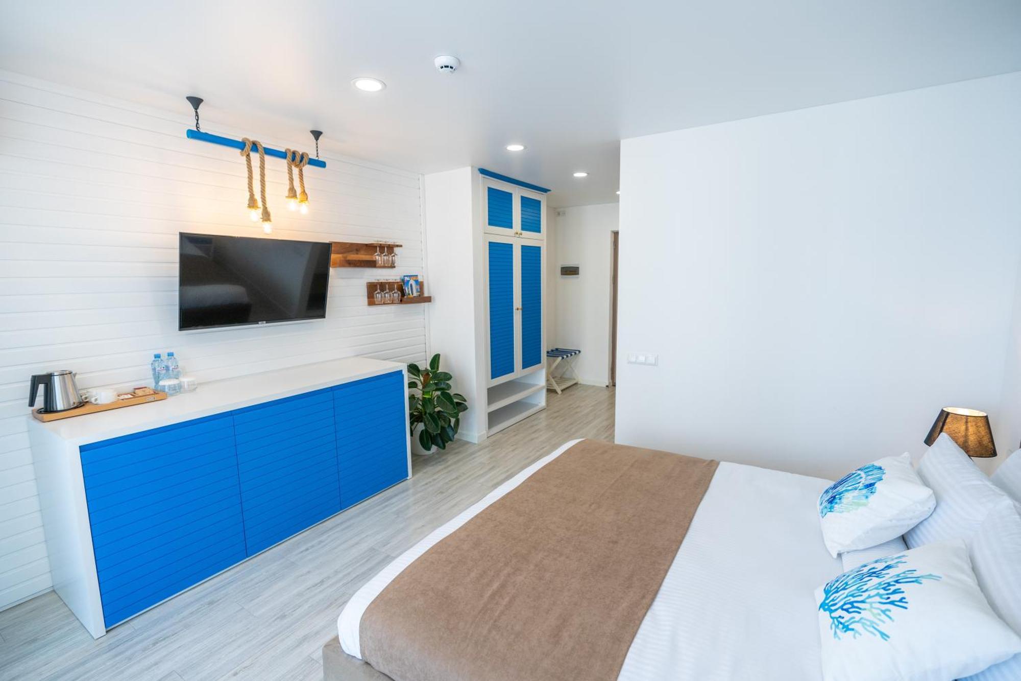 Seagull Beachfront Boutique Hotel バトゥーミ 部屋 写真