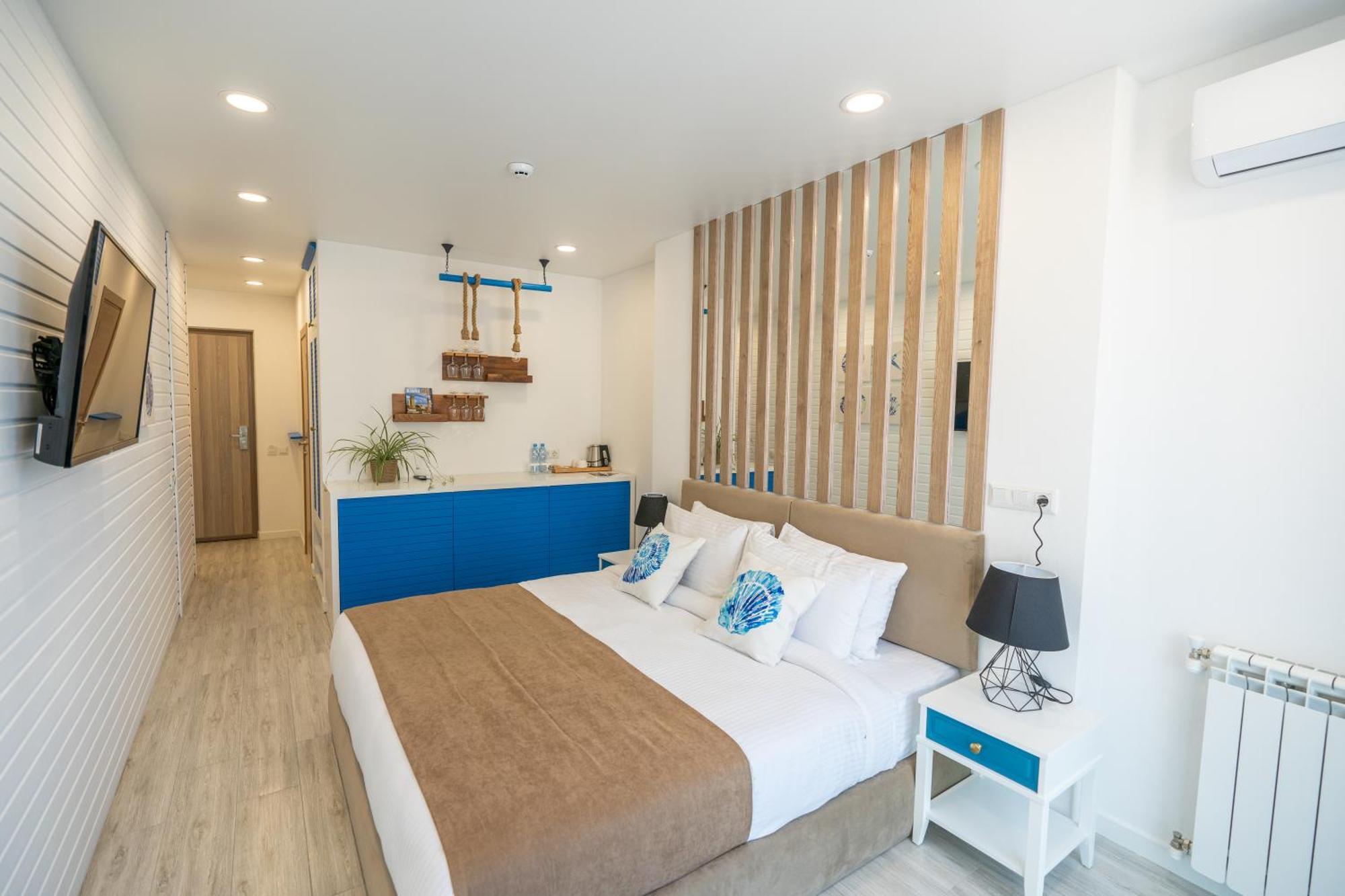 Seagull Beachfront Boutique Hotel バトゥーミ 部屋 写真